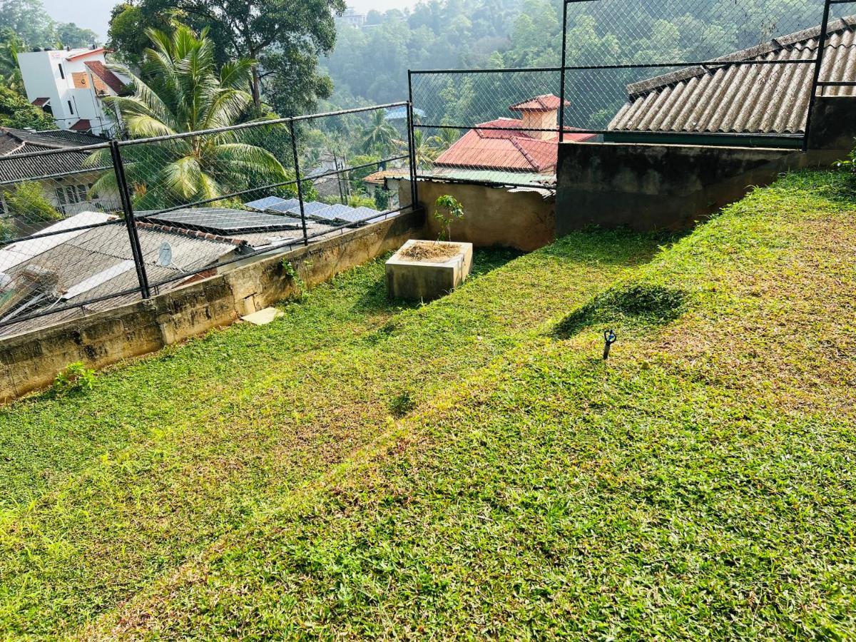 Hansons Homestay Kandy Exterior foto